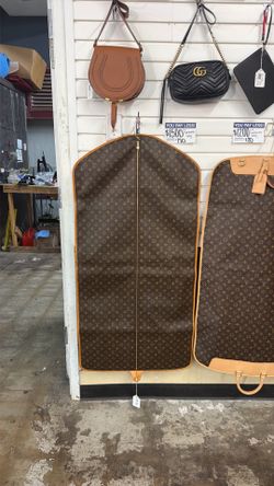 Lv clothes carrying