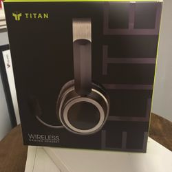 Titan Over headphones 