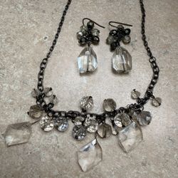 Matching Necklace & Earrings Set