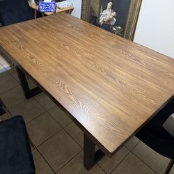 Dining table and 4 chairs