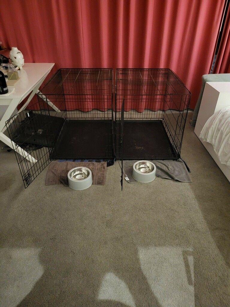 Large Dog Kennel/ Crate