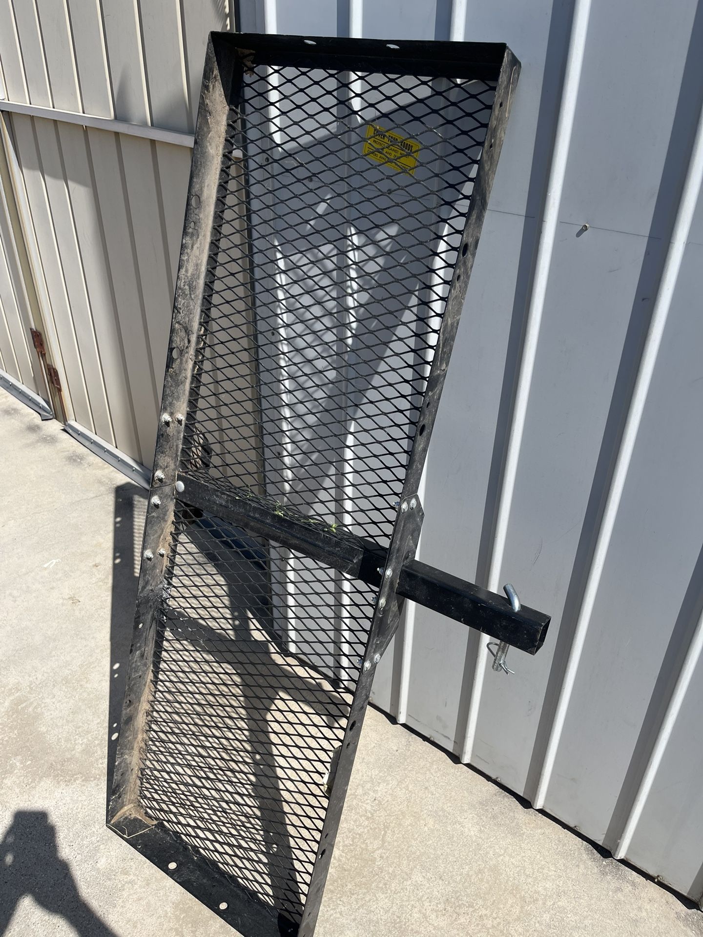 60x20 Inch Cargo Carrier