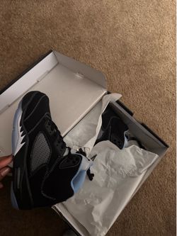 Jordan 5 black Carolina
