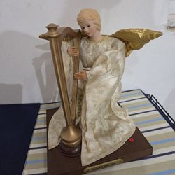 ANGEL AT HER HARP NORT POLE IN GOOD CONDITION 