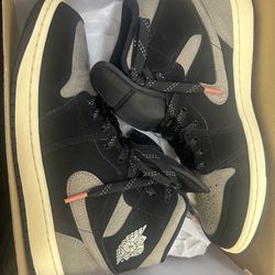 Air Jordan 1 Mid SE