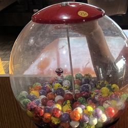 Wiz Spiral Gumball Machine 