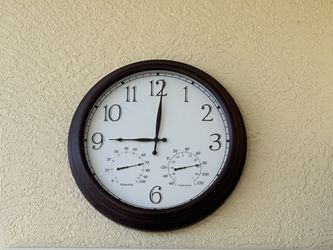 26” Outdoor Clock