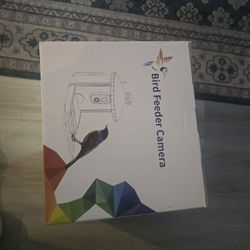 Brand New Bird Feeder Camera – unopened box 📦