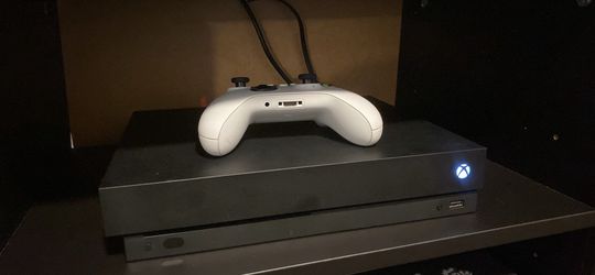 Xbox One X