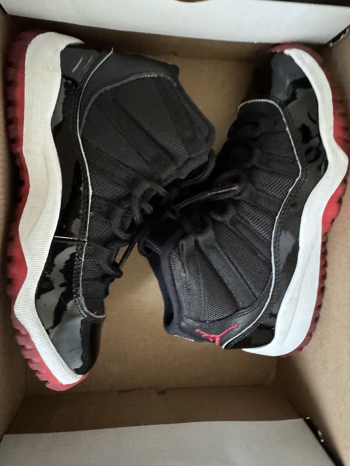 Jordan 11 Retro Kids 