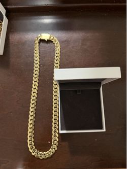 14K Gold plated Cuban Link Chain