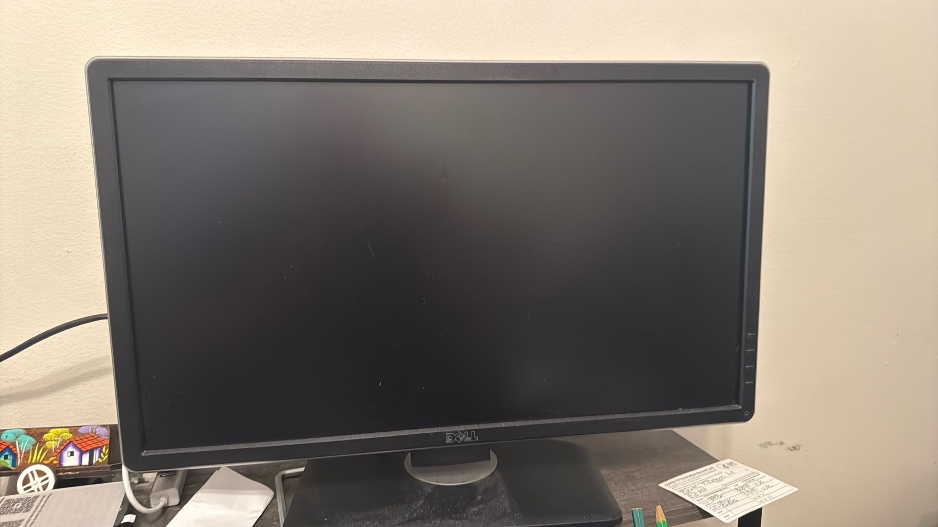 Dell monitor 2 For $50