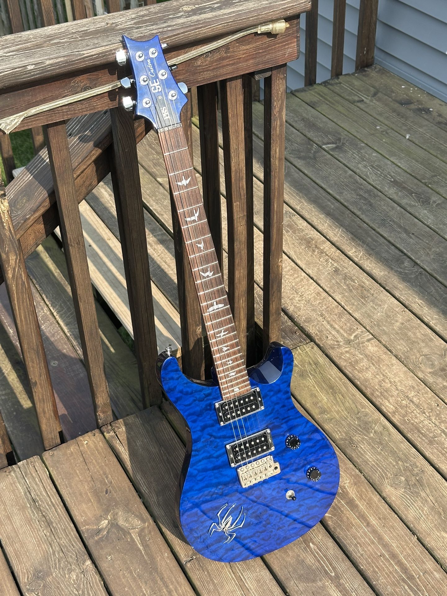 PRS SE Custom 24 – Transparent Blue Flame Top – Professionally Set Up