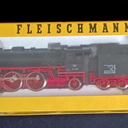 Fleischmann HO Scale 1362 DB Class 01 220 Steam Locomotive Germany Dampflok 