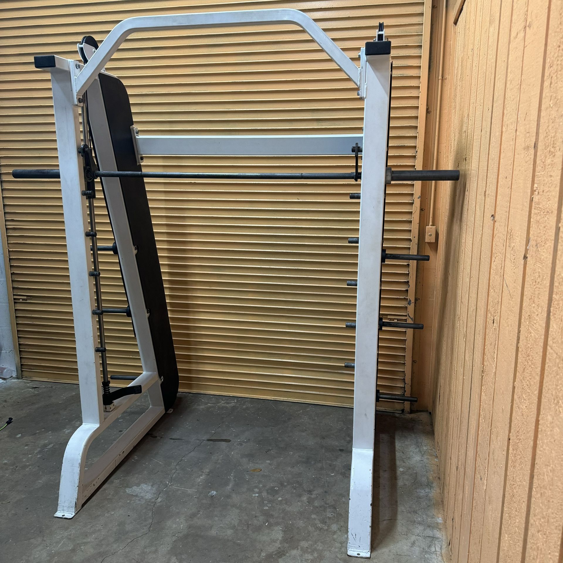 Precor Icarian Smith Machine - Counterbalanced W/ Linear Bearings- Commercial Gym Equipment- Icarian Hammer Strength Cybex Flex Life Fitness Nautilus