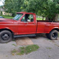 1989 Ford 1/2 Ton Trucks