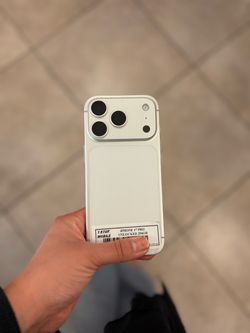iPHONE 17 PRO UNLOCKED 256GB
