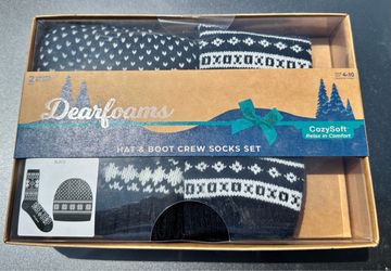 Dearfoams Hat & Crew Socks Set - Black