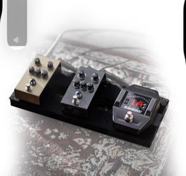Shure wireless guitar transmitter
