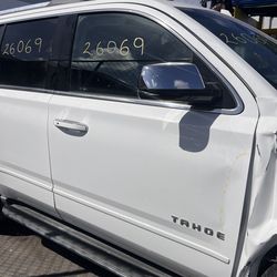 2014 2020 Chevrolet Tahoe Suburban Front Passenger Side Door Assembly Puerta Delantera Copiloto Derecha