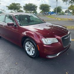 Chrysler 300 Year 2019