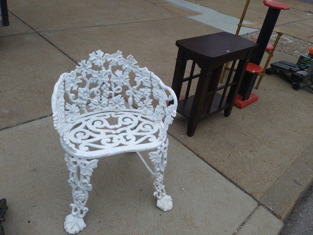 Cast iron all white garden seat for sale