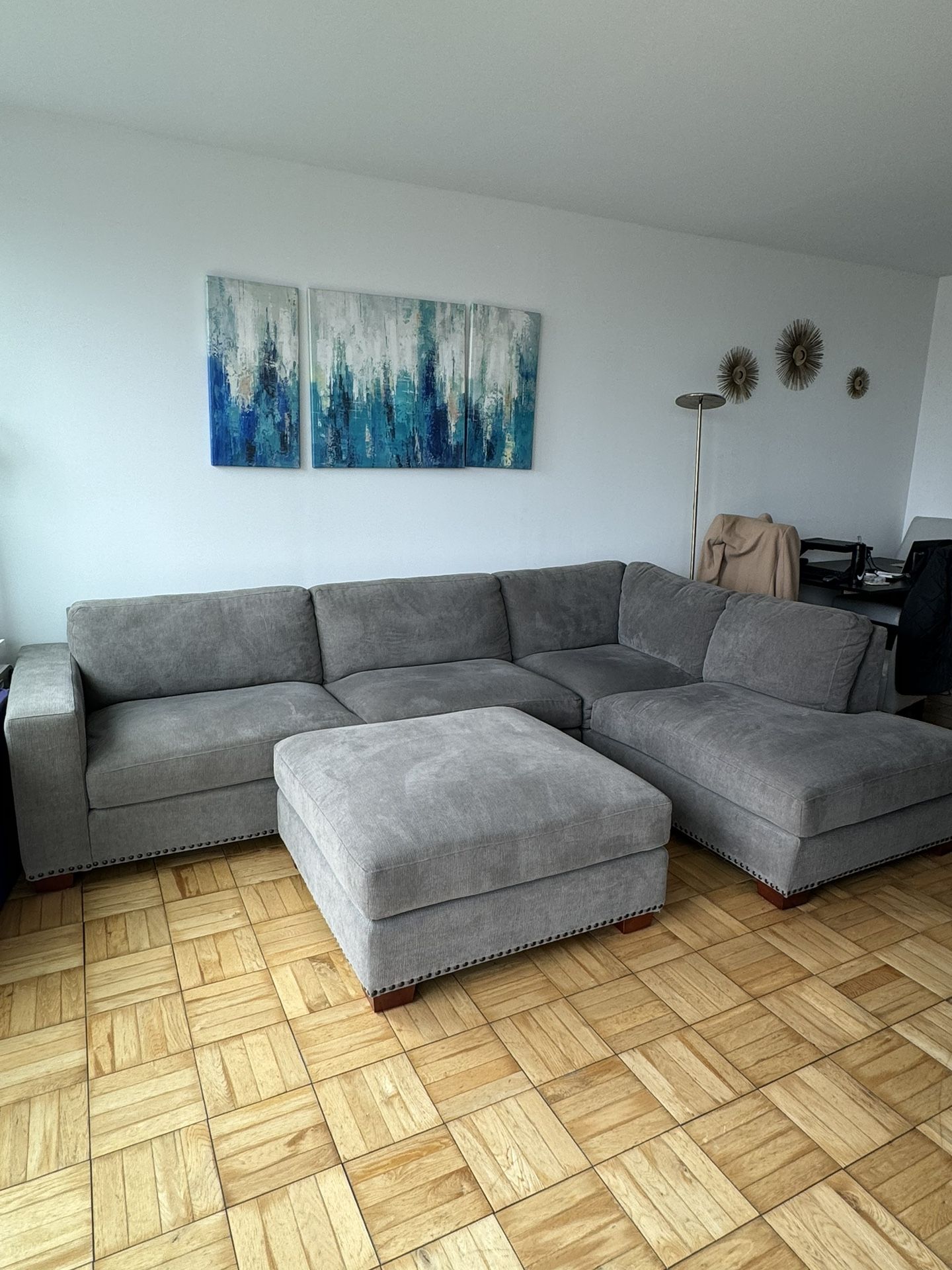 Gray Couch With Chaise And Ottoman 