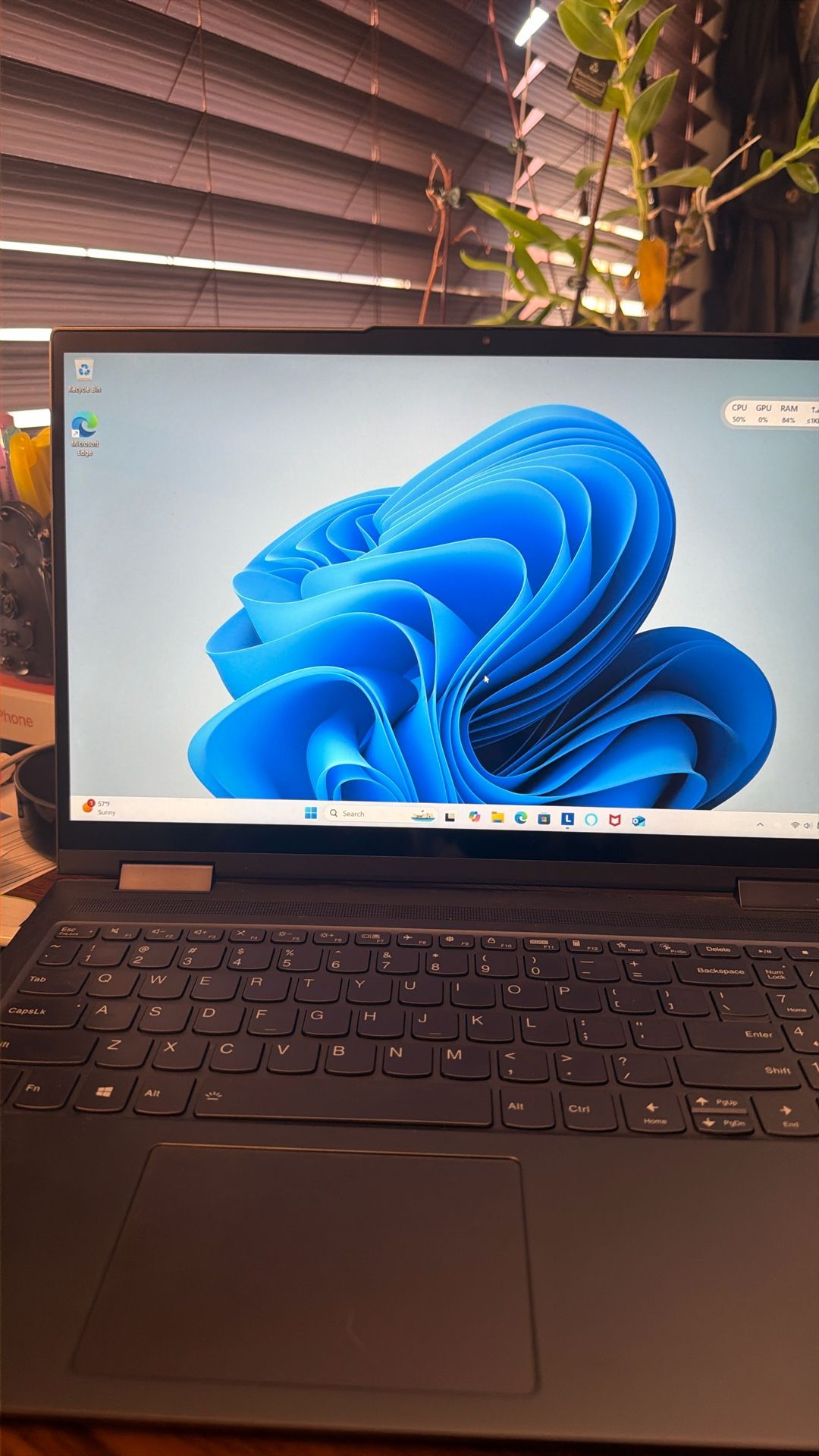 Laptop Lenovo 11 Th Gen Intel (R) TM Core(i5) -1135G7@ 2.40 GHz