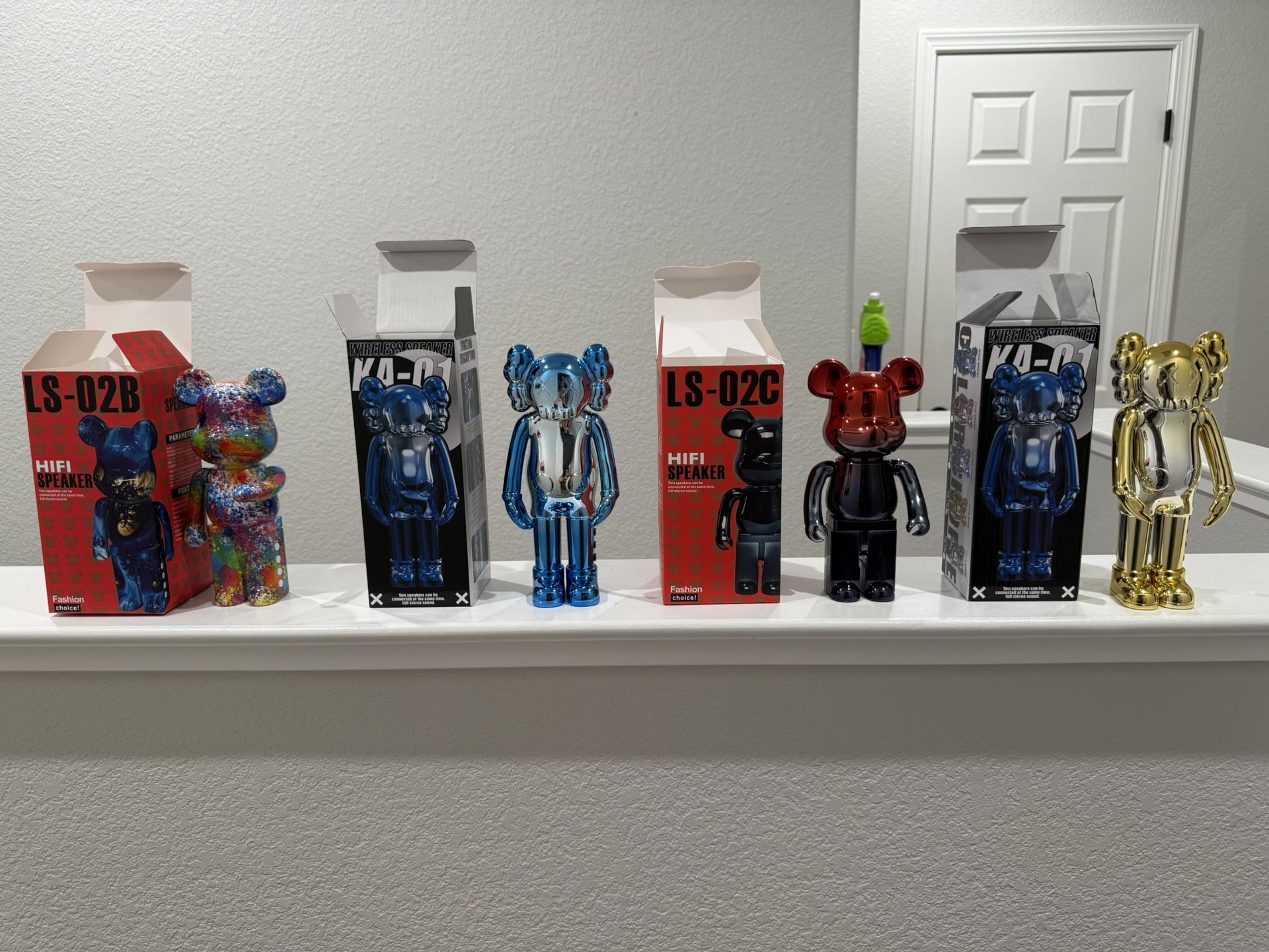 Kaws Or Bear Bricks Bluetooth Wireless Rechargeable Speakers