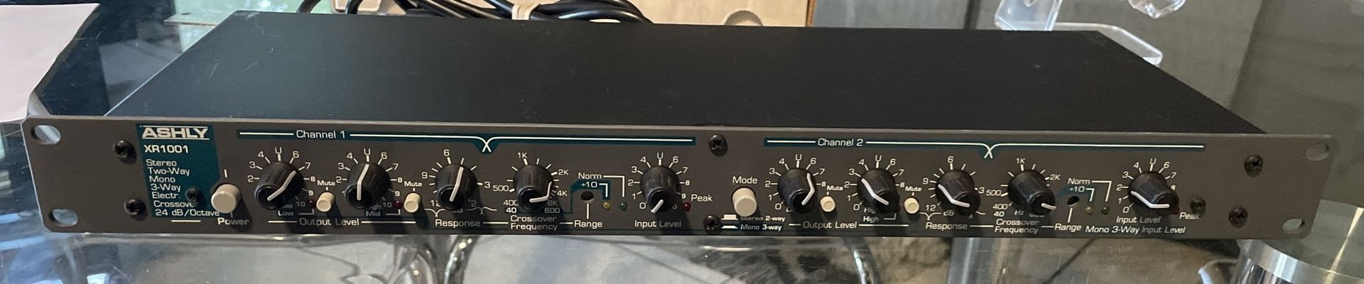 Ashly XR1001 Stereo Two-Way Mono 3-Way Electronic Crossover 24db/octave