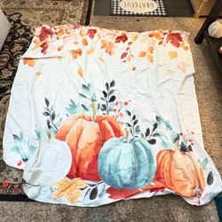 Cortina de  baño de otoño brand new $15
