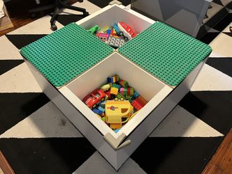 Lego Duplo Play Table With A Lot Of Legos