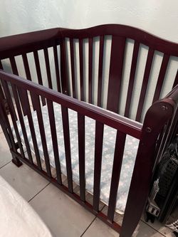 Baby crib