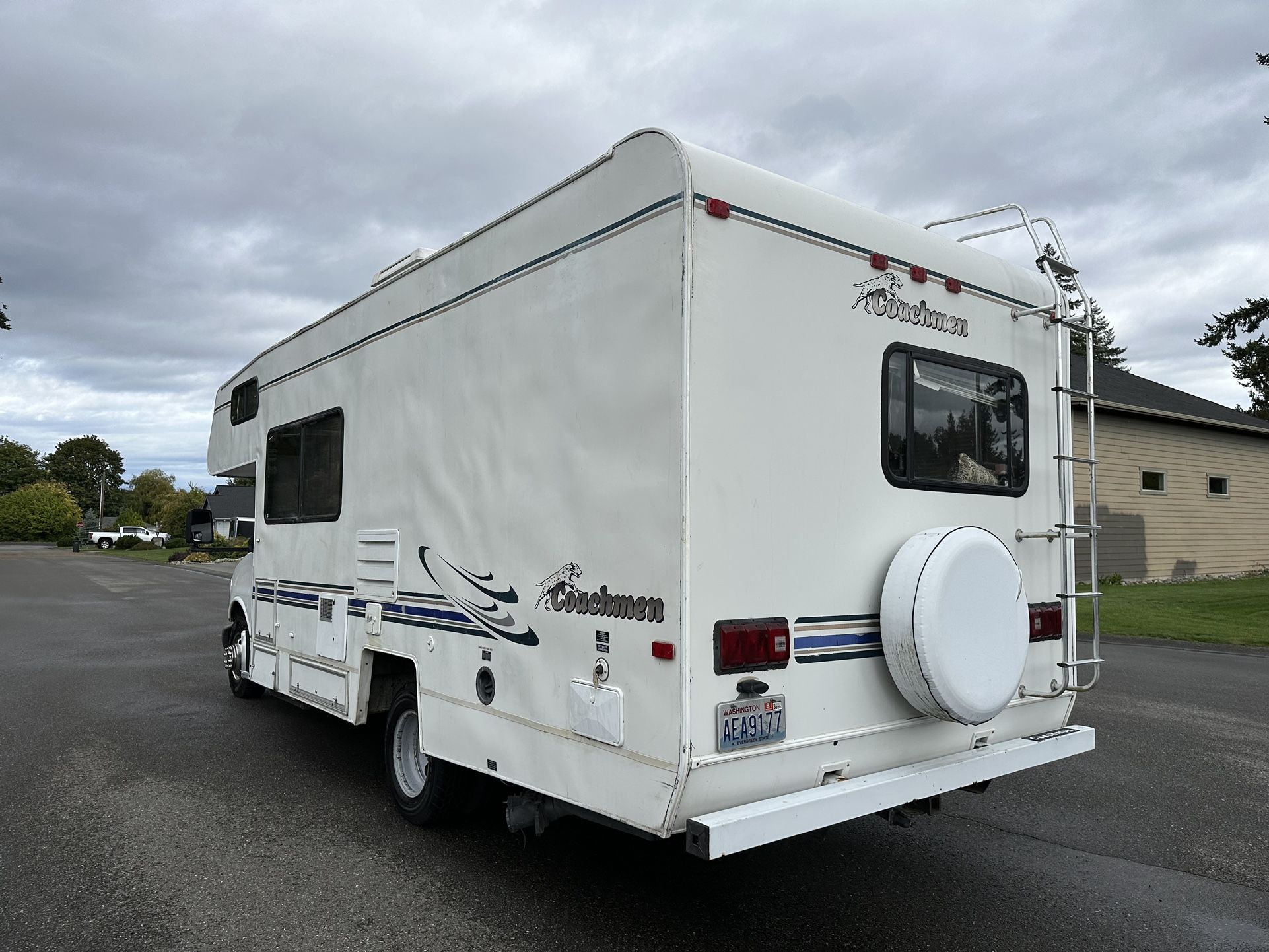 2001 Coachman pathfinder Class C for Sale in Federal Way, WA OfferUp