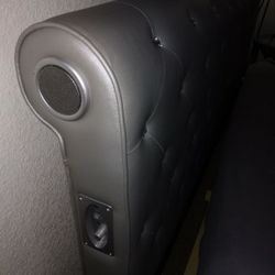 King Size Bed With Speakers 