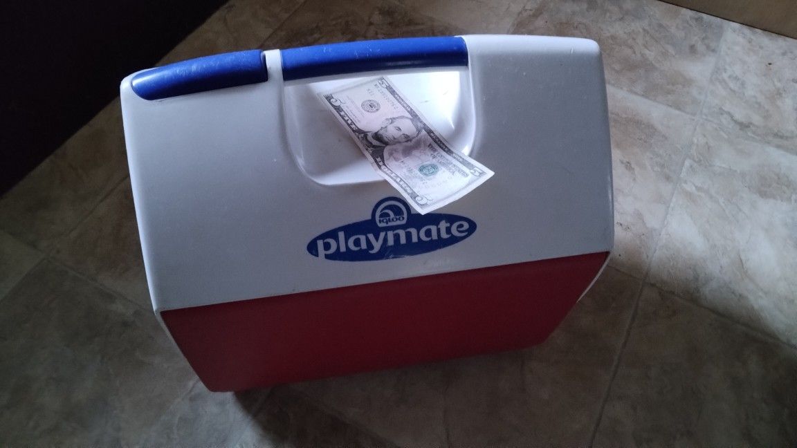 Playmate Cooler