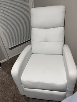 Bright White Leather Recliner 
