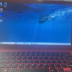Laptop Red