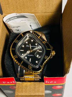 Brand New Never Worn Shangmeimk Stainless Steel Quartz 2-Tone 46mm Watch. Really Cool