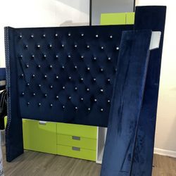 Queen Bed Frame Great Conditions Like New 