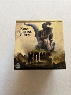 RARE KING KONG FIGHTING V-REX MOVIE STATUE WETA NZ COLLECTIBLES