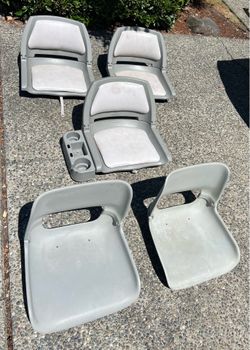 Boat seats