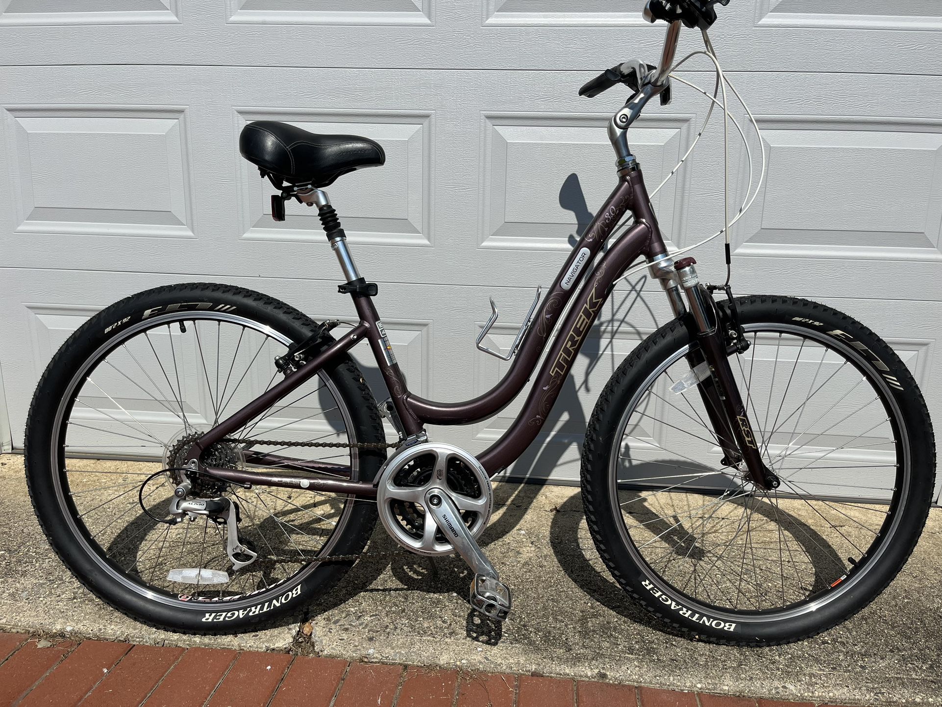 TREK NAVIGATOR 3.0 (Easy Stepthrough Bike