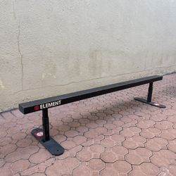 FREE ~ Element Skating 6 ft Rail