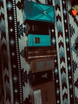 Perfumes de diseñador título largo