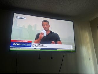 INSIGNIA 70-inch Class F30 Series LED 4K UHD Smart Fire TV