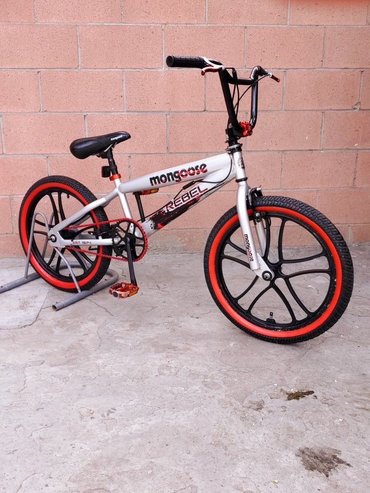 Mongoose Rebel Bmx Bike 20