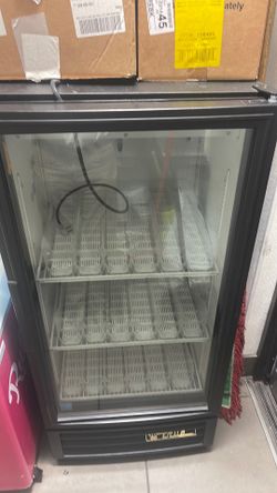 Beverage display Cooler