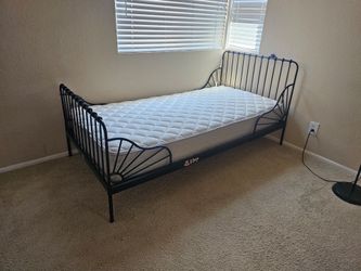 Twin Bed And Mattress