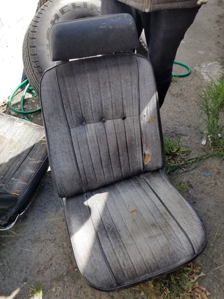 Chevelle Bucket Seats